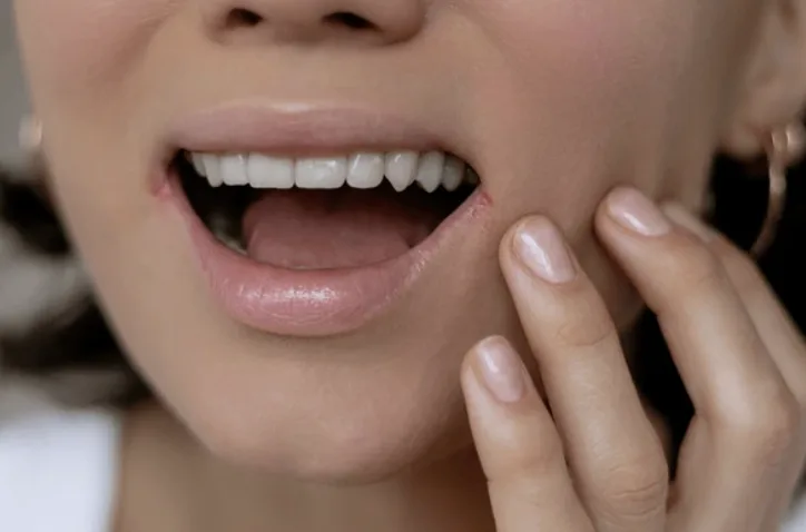 Aft Nedir? Aft Neden Olur ve Soğuk Havalarda Neden Artar?