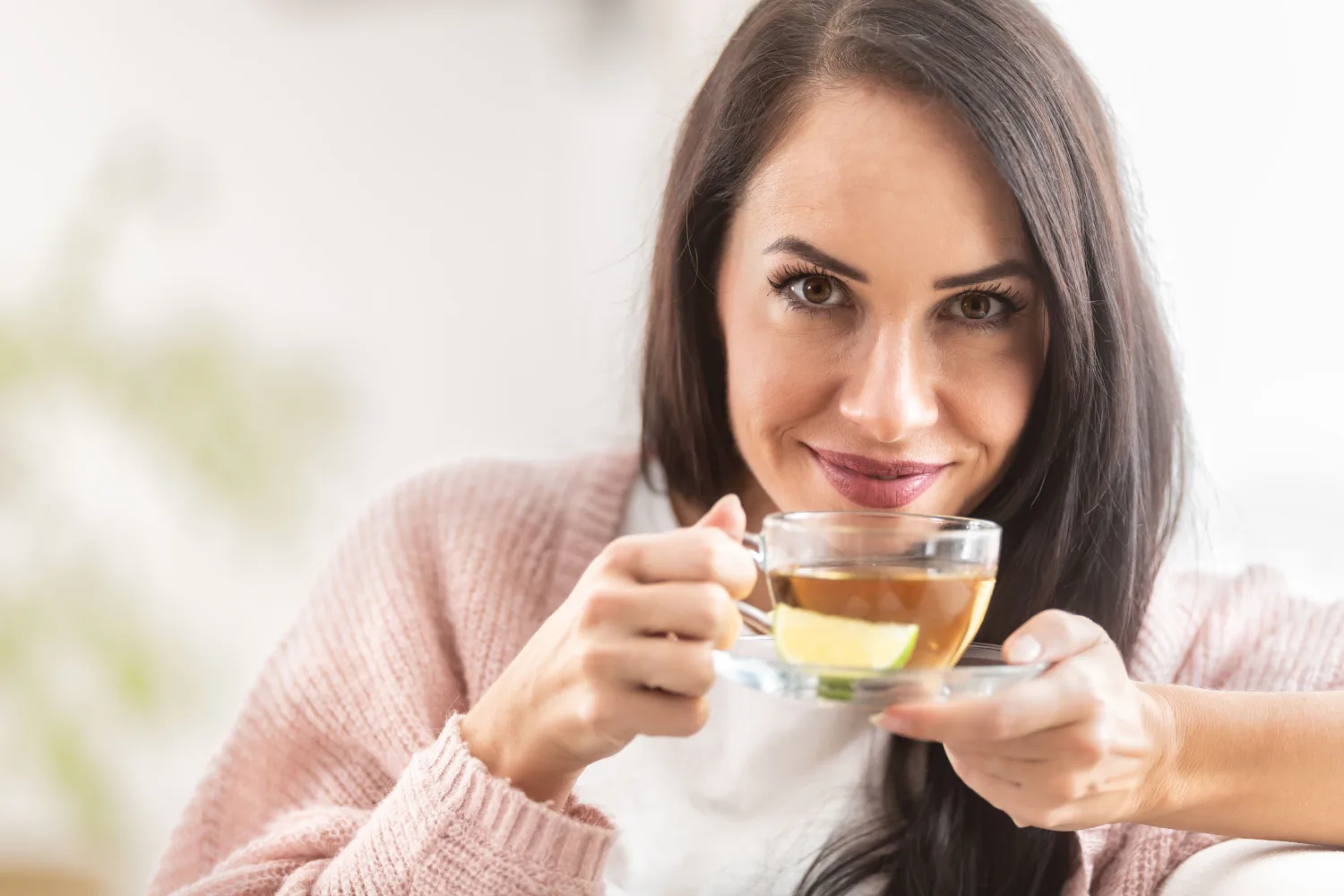 Ihlamur ve Adaçayı: Doğal Şifaların Gücü ve Sakıncaları