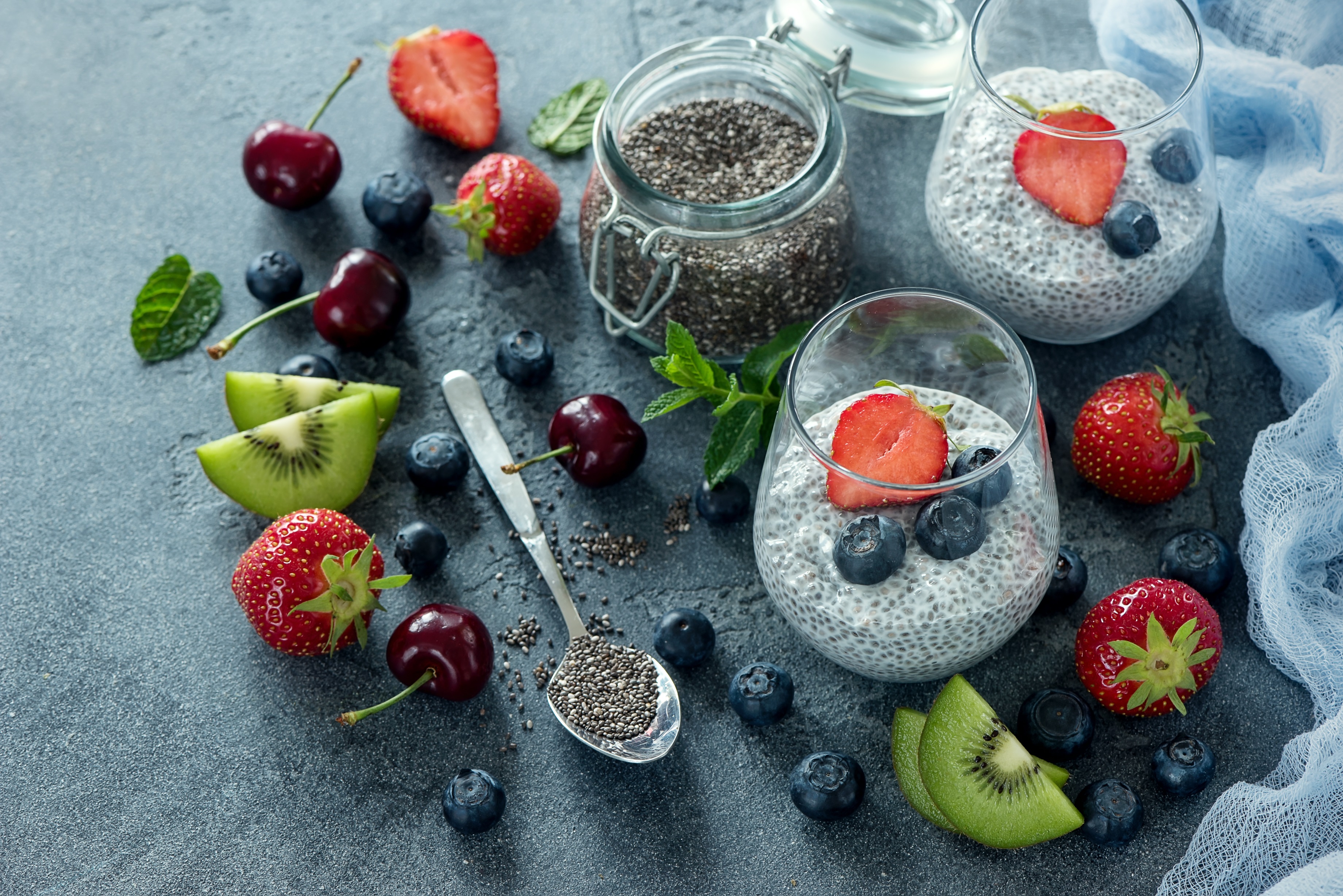 Chia Tohumu Nedir? Chia Tohumunun Faydaları Nelerdir? Nasıl Tüketilir?