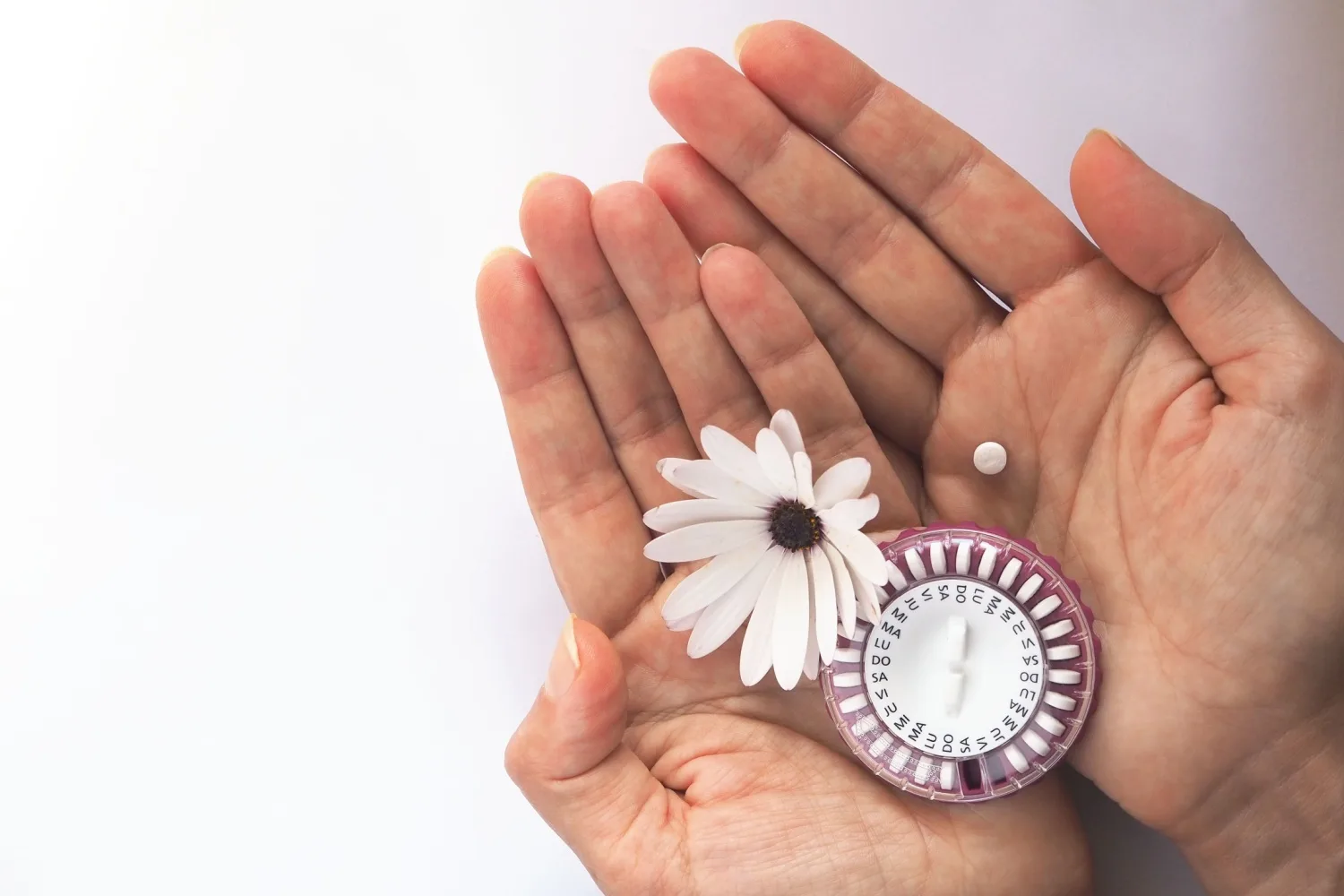 Hormon Tedavileri Nedir? Hangi Durumlarda Hormon Tedavileri Kullanılır?