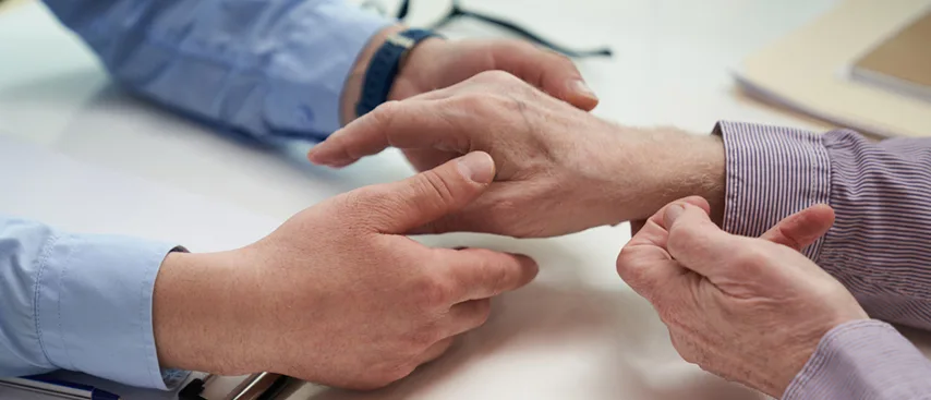 Romatolojik Hastalığı Olanlar Pandemi Döneminde İlaçlarını Bırakmamalı